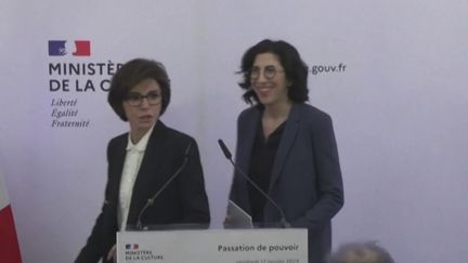 Les nouveaux ministres entrés au gouvernement de Gabriel Attal ont pris leurs fonctions, vendredi 12 janvier, avant un Conseil des ministres. (franceinfo)