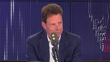 Geoffroy Roux de Bézieux, président du Medef,&nbsp;dans les&nbsp;studios&nbsp;de franceinfo,&nbsp;le&nbsp;5 septembre&nbsp;2019. (FRANCEINFO / RADIOFRANCE)