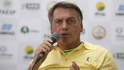 L'ancien président brésilien, Jair Bolsonaro, le 1er mai 2023 à Ribeiro Preto (Brésil). (MIGUEL SCHINCARIOL / AFP)