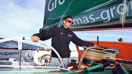 Franck Cammas sur Groupama 3 (CYRIL FOLLIOT / AFP)