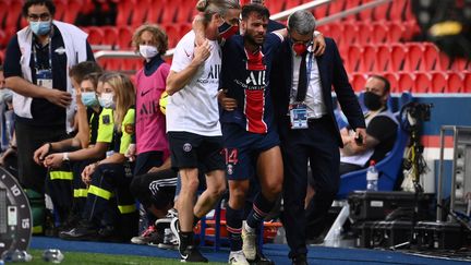 Juan Bernat est sorti sur blessure lors de PSG-FC Metz (FRANCK FIFE / AFP)