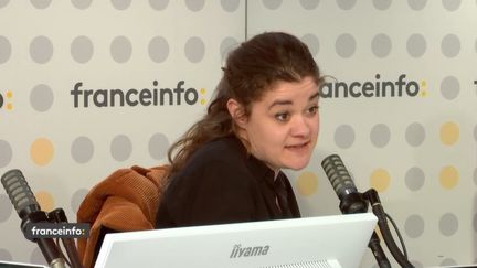 Hélène Goutany&nbsp;, journaliste co-autrice du podcast "Y a pas mort d'homme". (FRANCEINFO / RADIOFRANCE)