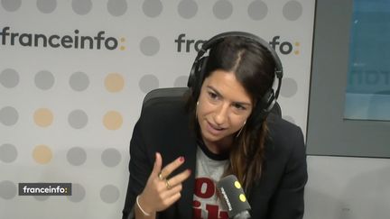 Hélène Mannarino, présentatrice de "En week-end avec" sur TMC. (FRANCEINFO / RADIO FRANCE)