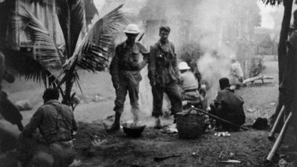 Militaires français lors de la répression de l'insurrection à Madagascar en 1947. (AFP)