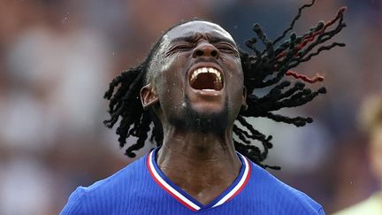 Le Français Manu Koné en finale des Jeux olympiques face à l'Espagne, au parc des Princes, le 9 août 2024. (FRANCK FIFE / AFP)