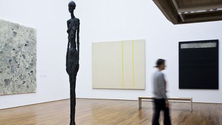 Sculpture de Lee Ufan au musée de Zurich en 2009
 (MAISANT LUDOVIC / HEMIS.FR)