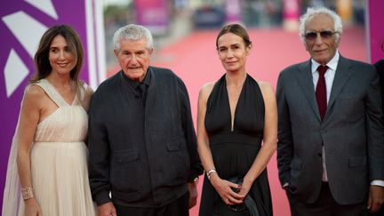 Elsa Zylberstein, Claude Lelouch, Sandrine Bonnaire&nbsp;et Gérard Darmon le 9 septembre 2021 au festival de Deauville (LOIC VENANCE / AFP)