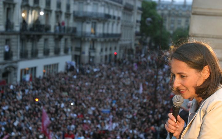 Ségolène Royal, sur la terrasse du siège du PS, rue de Solférino, le 6 mai 2007. (MAXPPP)