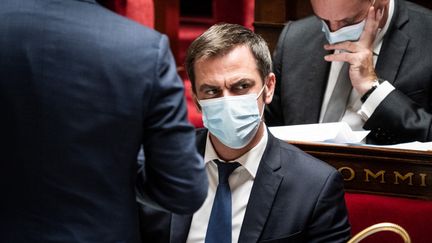 Crise sanitaire : les esprits s'échauffent à l'Assemblée nationale