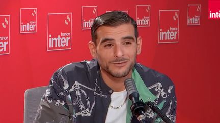 Le rappeur, acteur et producteur&nbsp;Fianso,&nbsp;le 17 février 2022 sur France Inter. (FRANCEINTER / RADIO FRANCE)