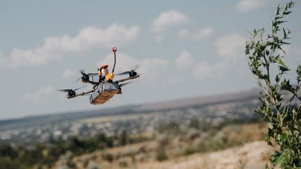 Un drone ukrainien, dans la région de Donetsk, dans l'est du pays, le 3 août 2023. (WOJCIECH GRZEDZINSKI / ANADOLU AGENCY / AFP)