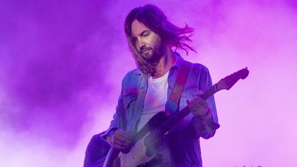 Kevin Parker, chanteur, musicien, compositeur, producteur et tête pensante de Tame Impala, sur scène au Northside Festival, le 6 juin 2019 à Aarthus (Danemark). (YULIYA CHRISTENSEN / GETTY IMAGES EUROPE)