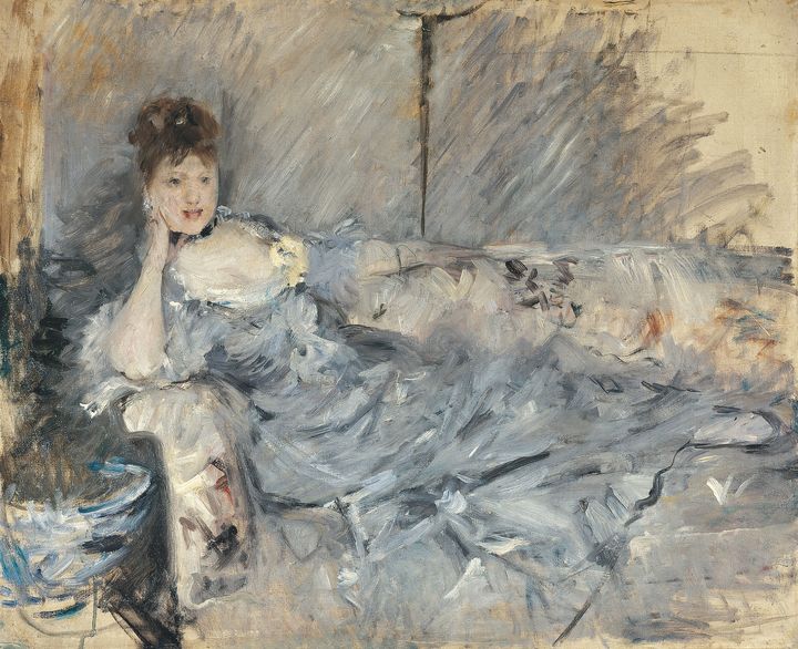 Berthe Morisot, "Jeune Femme en gris étendue", 1879, collection particulière (© Droits réservés)