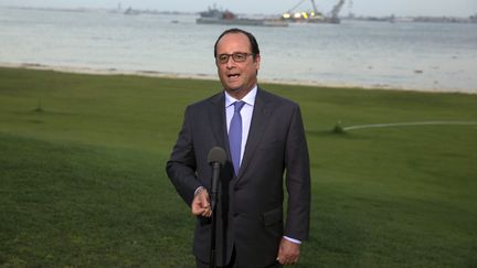 Fran&ccedil;ois Hollande, le 6 ao&ucirc;t 2015, lors de l'inauguration de l'&eacute;largissement du canal de Suez, en Egypte. (PHILIPPE WOJAZER / AFP)