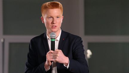 Adrien Quatennens lors d'un meeting de campagne pour les élections européennes à Saint-Juliens-les-Villas (Aube), le 28 février 2019. (FRANCOIS NASCIMBENI / AFP)