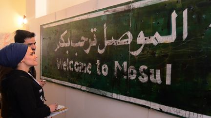 Une oeuvre de l'exposition du musée de Mossoul de 2019. 
 (ZAID AL-OBEIDI / AFP)