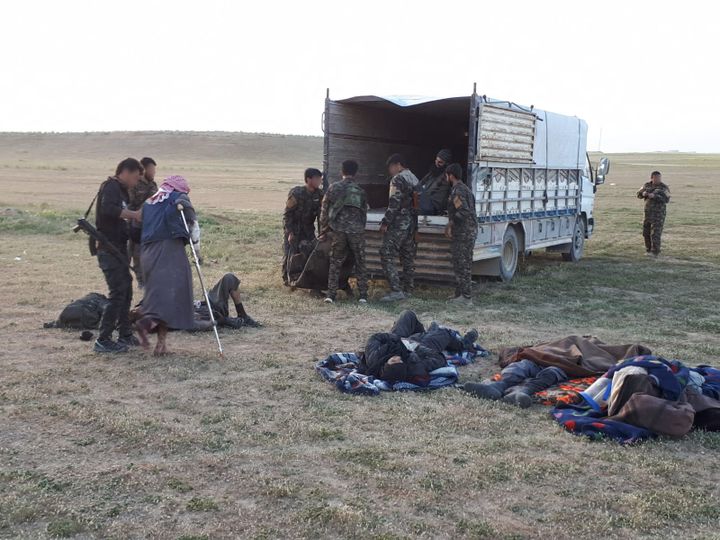 Reddition de jihadistes à Baghouz (Syrie), le 12 mars 2019. (RADIO FRANCE)