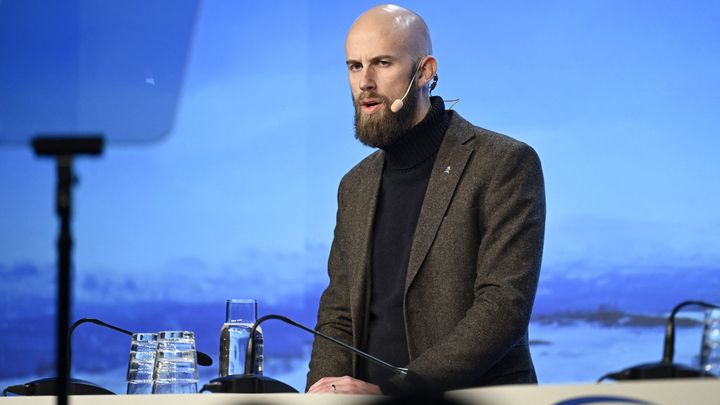 Le ministre de la Défense suédois, Carl-Oskar Bohlin, lors de la Conférence nationale sur la société et la défense à Sälen, en Suède, le 7 janvier 2024. (PONTUS LUNDAHL / MAXPPP)