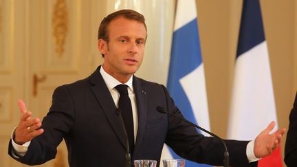 Polémique sur le "Gaulois réfractaire" : E. Macron se justifie