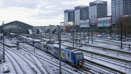 Un TER à la gare de Lille-Flandres (Nord), le 25 mars 2013 (photo d'illustration). (JACQUES LOIC / PHOTONONSTOP)