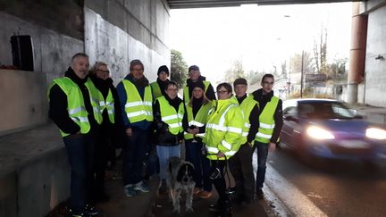 Mobilisation des "gilets jaunes" à Éragny, dans le Val-d'Oise, le 6 décembre 2018. (BENJAMIN ILLY / FRANCE-INFO)