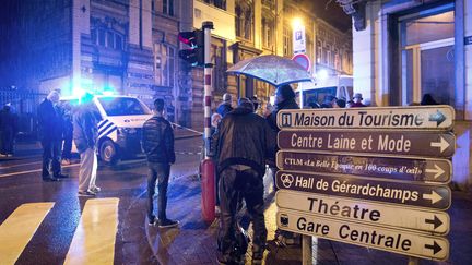 La police bloque une &agrave; Verviers, Belgique, le 15 Janvier 2015, apr&egrave;s la mort de deux personnes d'une op&eacute;ration antiterroriste. (MARCEL VAN HOORN / ANP)