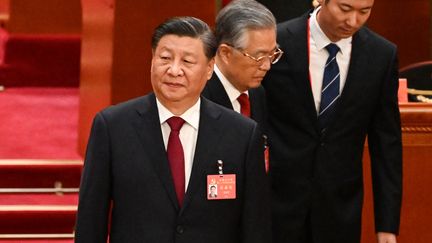 Le président chinois, Xi Jinping, lors de l'ouverture de la 20e session du Parti communiste chinois, le 16 octobre 2022.&nbsp; (NOEL CELIS / AFP)