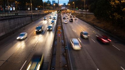 Illustration du boulevard périphérique parisien, le 1er novembre 2018. (ALEXIS SCIARD  / MAXPPP)