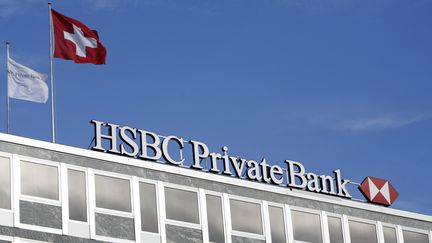 Le b&acirc;timent de HSBC Private Bank, &agrave; Gen&egrave;ve (Suisse), en ao&ucirc;t 2008. (DENIS BALIBOUSE / REUTERS)