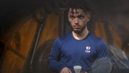 VIDEO. Paralympiques 2024 : découvrez le portrait de Charles Noakes, parabadiste pour 