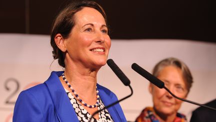 La pr&eacute;sidente de la r&eacute;gion Poitou-Charentes, S&eacute;gol&egrave;ne Royal, adresse ses v&oelig;ux &agrave; la r&eacute;gion, le 23 janvier 2014, &agrave; Poitiers (Vienne). (GUILLAUME SOUVANT / AFP)