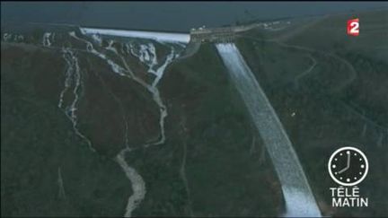 États-Unis : le plus haut barrage de Californie menace de céder