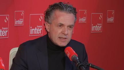 Christophe Béchu, ministre de la Transition écologique, sur France Inter le 27 mars 2023. (FRANCE INTER / RADIO FRANCE)