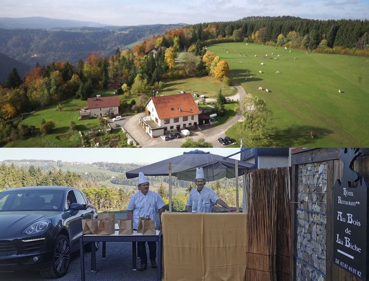 Thierry et Joffrey Marcelpoix devant leur stand de "drive", le 23 avril 2020, à Charquemont (Doubs). (AU BOIS DE LA BICHE / FRANCEINFO)