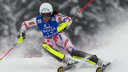 &nbsp; (Nastasia Noens sur l'épreuve de slalom à Flachau (Autriche) le 15 janvier 2016 © REUTERS/Dominic Ebenbichle)