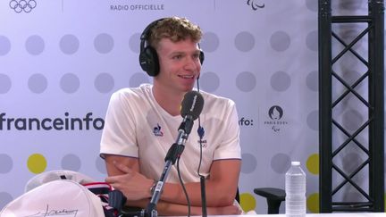 Le nageur Léon Marchand sur franceinfo le 5 août 2024. (FRANCEINFO / RADIO FRANCE)