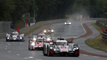 Audi et Toyota n'ont pas lutté pour la pole position face aux Porsche (JEAN MICHEL LE MEUR / DPPI MEDIA;JEAN MICHEL LE MEUR)