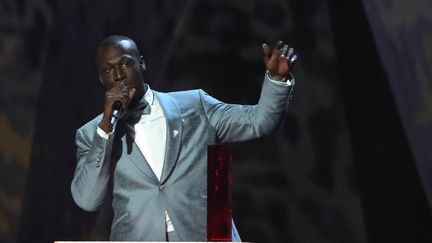 Le rappeur Stormzy, désigné "meilleur artiste masculin de l'année", aux Brit Award 2018, a également remporté le titre de "meilleur album britannique" pour son premier opus "Gang Signs &amp; Prayer"
 (Daniel LEAL-OLIVAS / AFP)