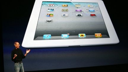 Présentation de l'iPad 2 par Steve Jobs (en personne !) mercredi 2 mars (AFP/KIMIHIRO HOSHINO)