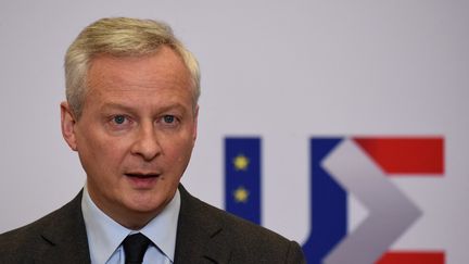 Le&nbsp;ministre de l'Economie Bruno Le Maire donne une conférence de presse à Paris, le 2 mars 2022. (ERIC PIERMONT / AFP)