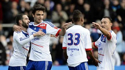 Duel entre Charalambides et Bastos lors de APOEL Nicosie -Lyon