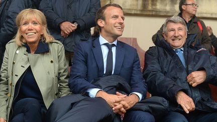 En déplacement en Vendée, Emmanuel Macron déclare : "je ne suis pas socialiste"