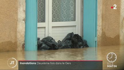 Pour la seconde fois en un mois, le département du Gers est touché par de nouvelles crues.  (France 2)