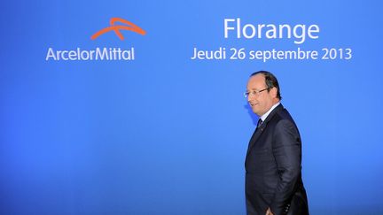 Le pr&eacute;sident Fran&ccedil;ois Hollande, le 26 septembre 2013, &agrave; Florange (Moselle). ( MAXPPP)