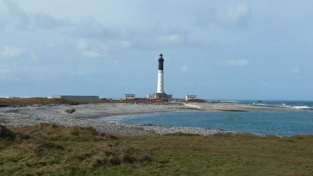 &nbsp; (Depuis 2003, l'île de Sein est la seule commune de France à pratiquer le dessalement de l’eau de mer © Radio France - Mickaël Ropartz)