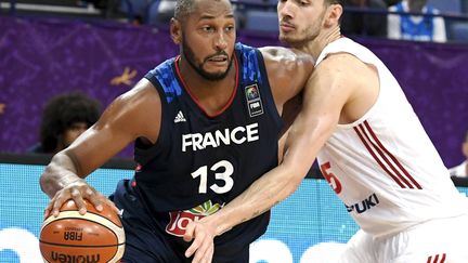 Les Bleus de Boris Diaw rencontrent l'Allemagne en huitièmes de finale de l'EuroBasket.  (JUSSI NUKARI / LEHTIKUVA)