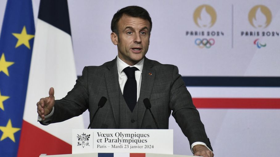 VIDEO. Paris 2024 Emmanuel Macron juge "plus que jamais atteignable