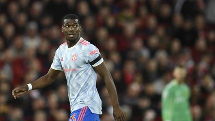 Paul Pogba, le 19 avril 2022, à Liverpool. (OLI SCARFF / AFP)