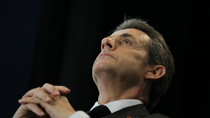 Le pr&eacute;sident de l'UMP, Nicolas Sarkozy, le 26 mai 2015, lors de son meeting au Havre. (CHARLY TRIBALLEAU / AFP)