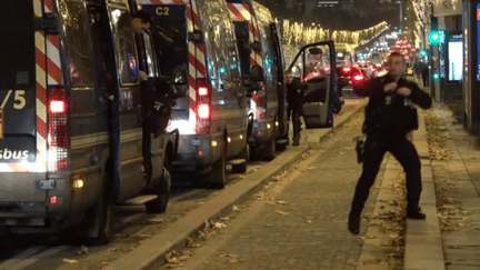 Coupe du monde 2022 : pour la demi-finale, 5 000 policiers mobilisés en Ile-de-France, dont 2 000 à Paris (France 3)